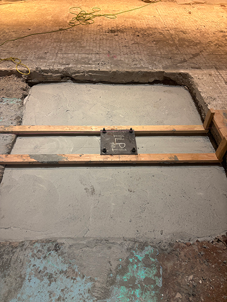 Lower level new column area after concrete pumping. Lower level new column area after concrete pumping.